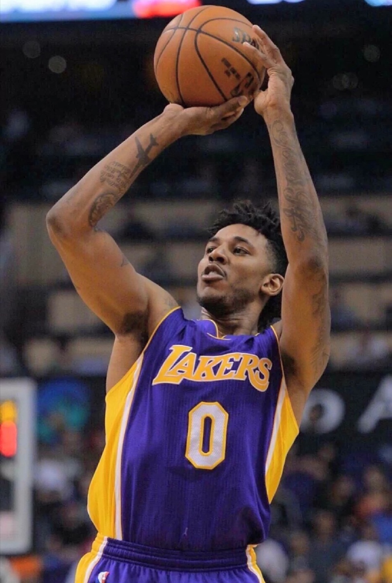 绿帽哥：皇马vs曼城是阿隆索最后一根救命稻草（皇马战曼城，阿隆索的最后机会）