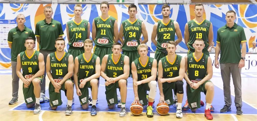 泰伦·卢：尽管我们战绩不佳但训练毫无怨言，会努力去变好（泰伦·卢：战绩欠佳，训练仍毫无怨言，我们会努力变好）