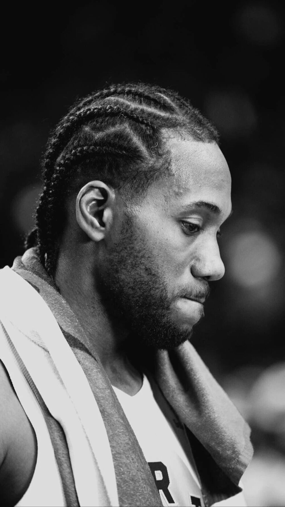 富兰克林·杰克逊独木难支，率队险胜（富兰克林·杰克逊孤军奋战，带队惊险取胜）