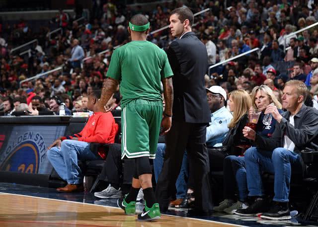 Shams：杜蒙解雇Nico后对管理层很耐心 芬利&里卡迪有望成GM候选（Shams：杜蒙炒掉Nico后仍对管理层保持耐心，芬利和里卡迪或成总经理热门人选）