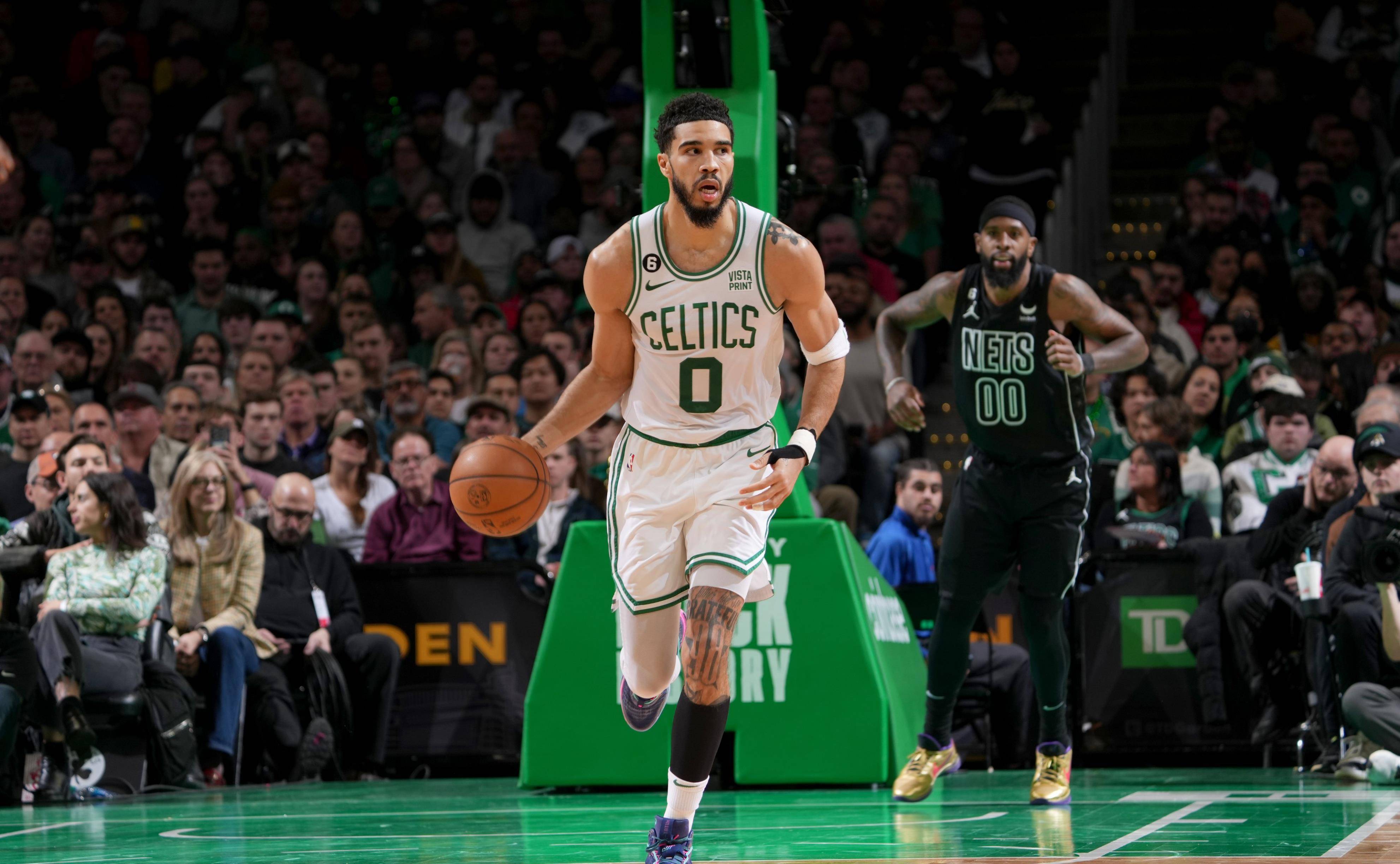 篮球比赛最容易被忽略的细节（篮球赛场上最常被忽视的关键细节）