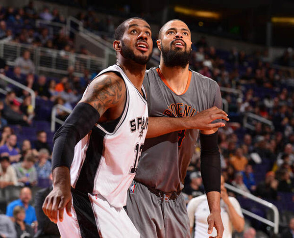 迪洛伦佐谈3场不胜0进球：我们缺上赛季让我们与众不同的精神（迪洛伦佐：三场不胜零进球，少了上赛季那股让球队与众不同的精神）