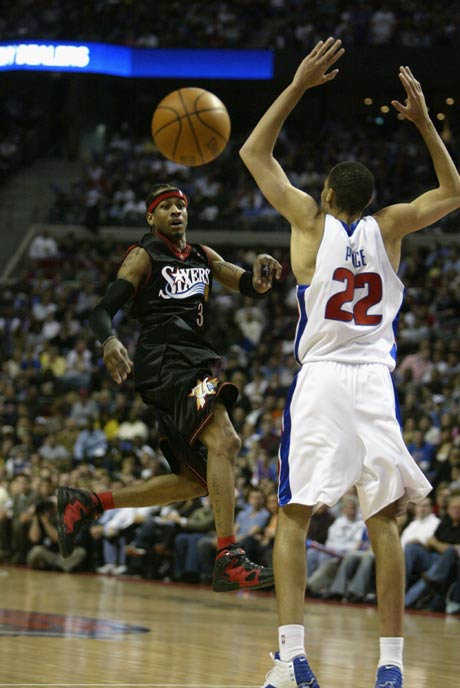 NBA最新排名！卫冕冠军连败，一队给湖人送温暖，火箭跟两队争第4（NBA排名更新：卫冕冠军陷连败，有队向湖人送暖，火箭与两队争夺第4位）