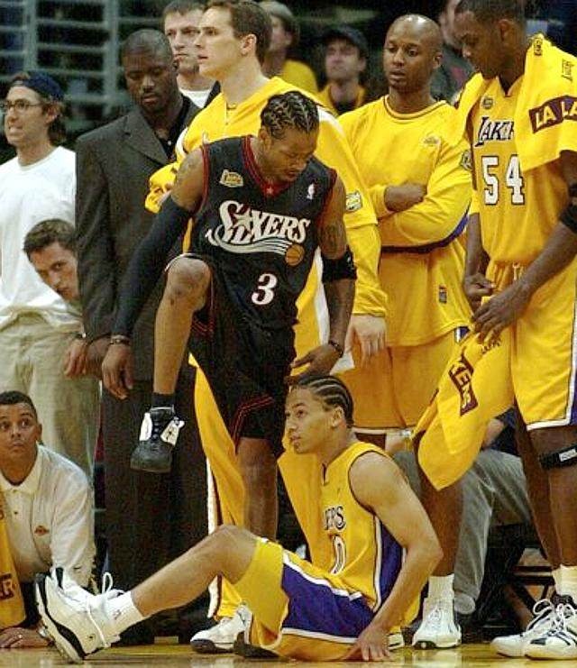 高效表现震撼全场（高能发挥惊艳全场）