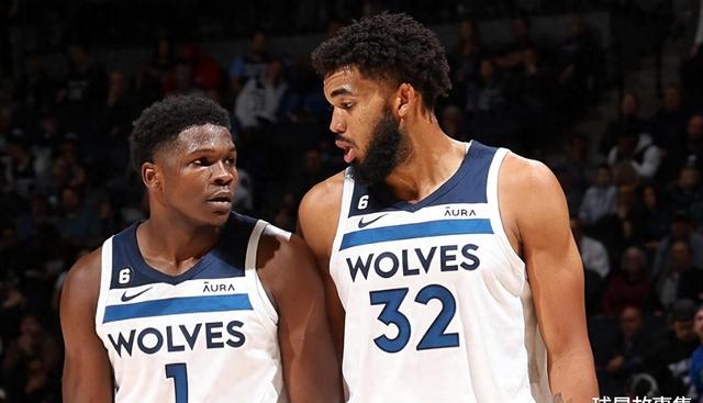 打得可以！王哲林7中5高效拿下16分8板1助2断2帽（表现亮眼！王哲林7投5中高效贡献16分8篮板1助攻2抢断2封盖）