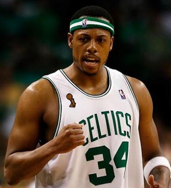 苏亚雷斯：在很多事情上我并不是榜样，我知道也接受这一点（苏亚雷斯：我明白自己在许多方面称不上榜样，并坦然接受这一点）