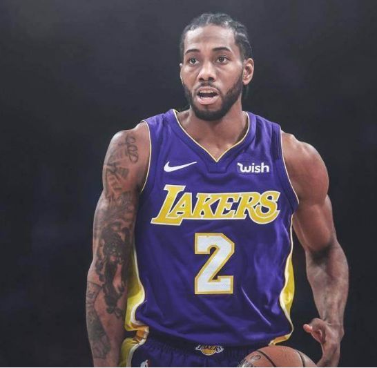 杰伦·布朗超越汤姆·海因索恩，升至绿军队史得分榜第13位（杰伦·布朗超越海因索恩，跻身凯尔特人队史得分榜第13位）