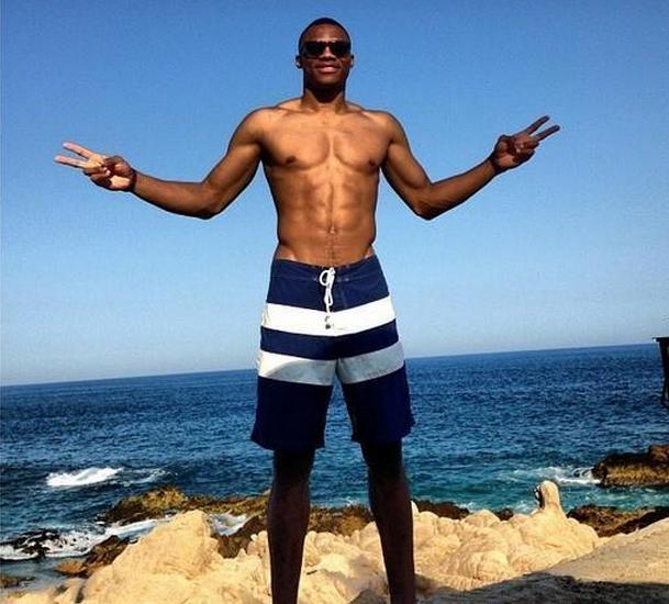 科尔：没有追梦我们不可能四冠 他的情绪转化力是我们成功的因素（科尔直言四冠离不开追梦：他的情绪转化能力是球队成功关键）