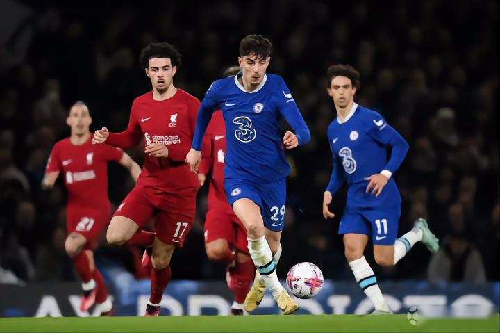 官方：库拉索主帅艾德沃卡特因家庭原因离队，无缘对阵牙买加（官方通报：库拉索主帅艾德沃卡特因家庭事务离队，缺席对牙买加一战）