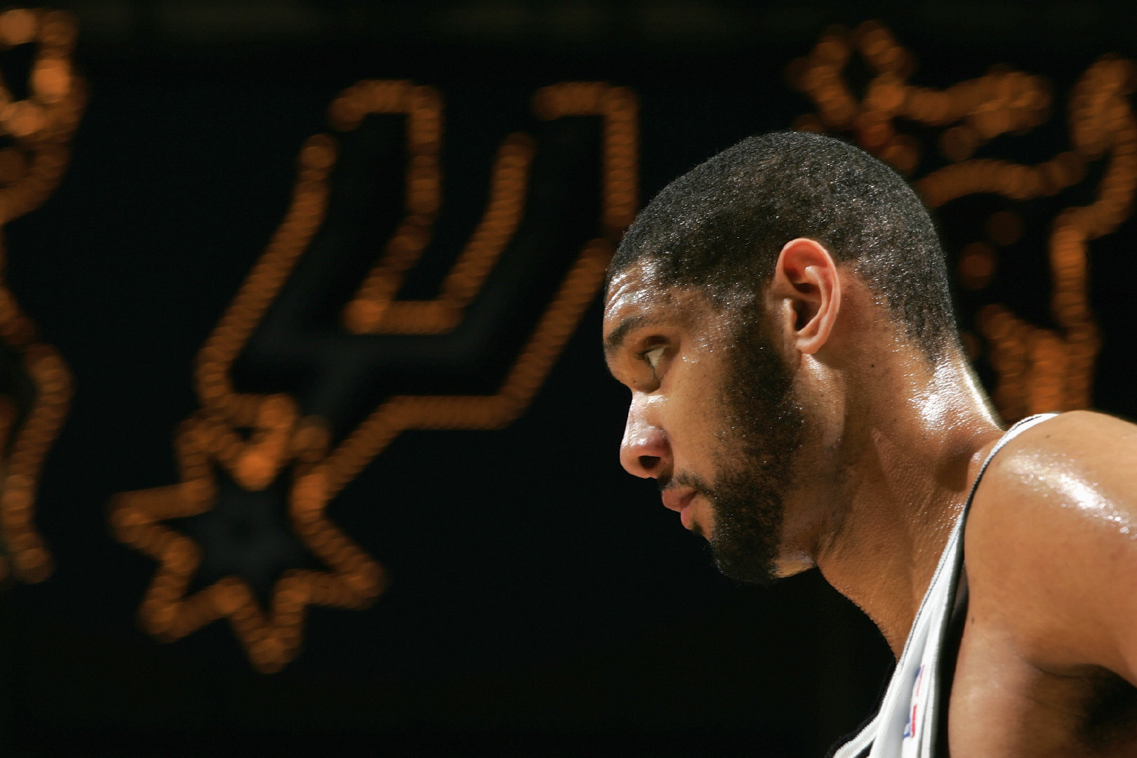 菲利普拉姆退役后的丰盛人生：为何我会选择和足球保持距离？（菲利普拉姆退役后的新生活：我为何选择与足球保持距离）