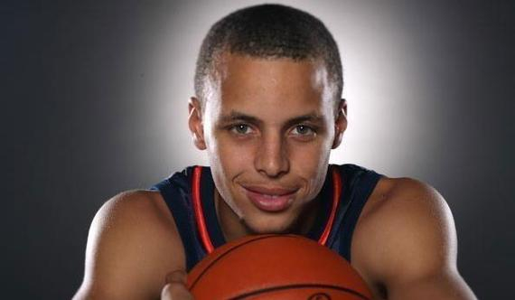 森林狼vs雄鹿前瞻：雄鹿近况不佳，客场作战难有作为（森林狼对阵雄鹿前瞻：雄鹿近况低迷，客场难扭颓势）