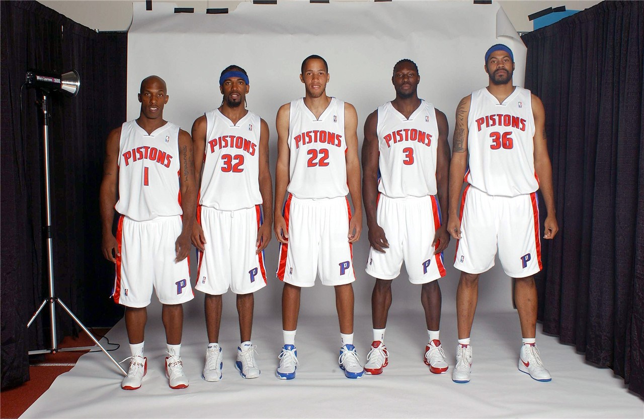 每体：库库离开巴萨因为不被信任，巴尔韦德当时看好米兰达（每体：库库因缺乏信任离开巴萨，巴尔韦德当时更青睐米兰达）