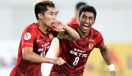 阿森纳稳住榜首期待延续奇迹（阿森纳继续领跑 盼再写传奇）