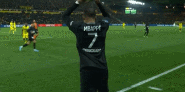 战海港两射一传，林加德加盟首尔65场比赛以来首次单场造3球（对海港梅开二度+送助攻，林加德加盟首尔后65场首次单场参与3球）